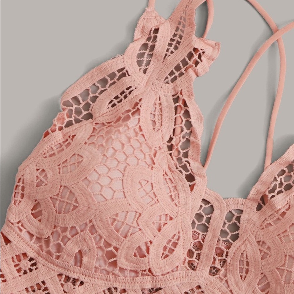Peachy Boho Crochet Scallop Lace Bralette Top